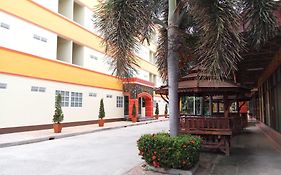 โรงแรมเซนทรัลพาร์ค